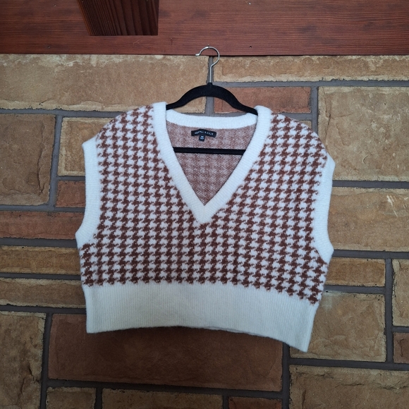 Kendall + Kylie School Girl Sweater Vest XS - Picture 2 of 11